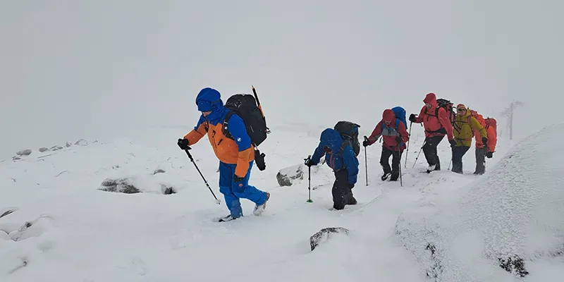 Winter Mountain Courses - Climb Snowdon